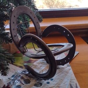 Delta Horseshoes Rocker Gray